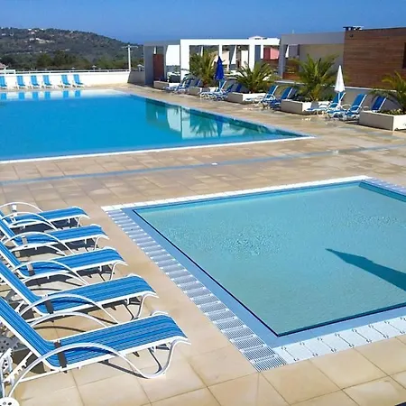 Σπίτι διακοπών Carlandria - Charmante Maisonnette Avec Piscine Partagee *